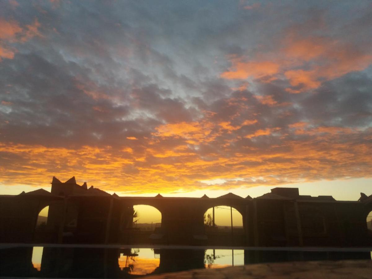 Dar Tafouyte Hotel Merzouga Luaran gambar